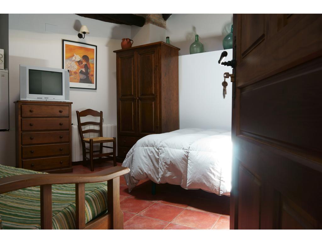 Apartamentos Rurales Victor Chamorro Del Arco Hervás الغرفة الصورة